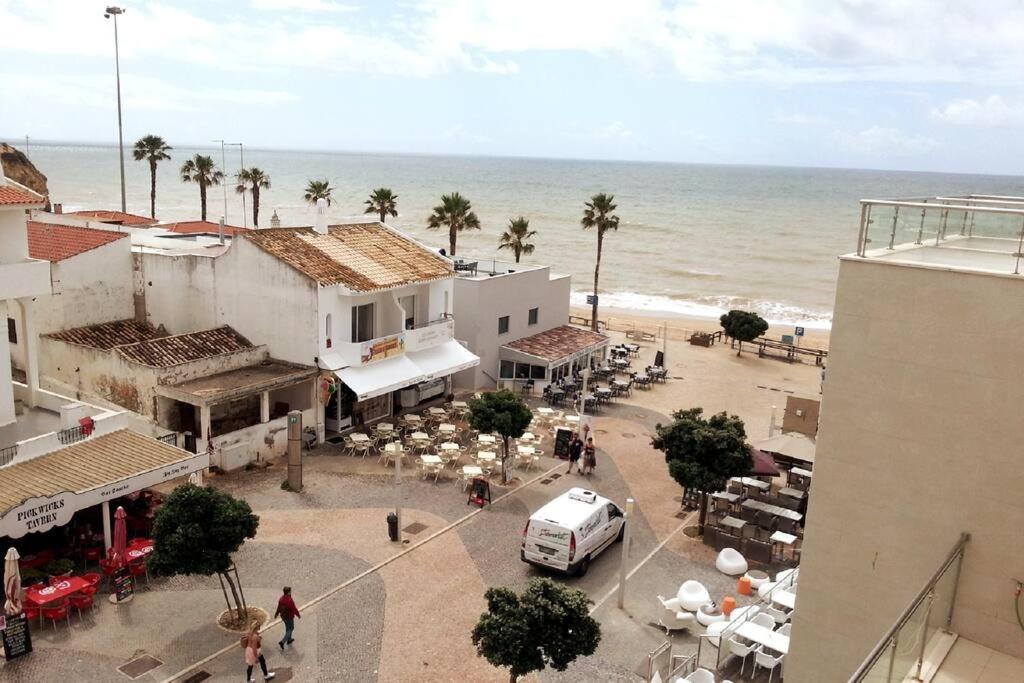 Magnifique Duplex Avec Piscine En Bord De Mer Leilighet Olhos de Agua  Eksteriør bilde